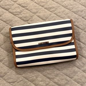 Stella & Dot makeup/ toiletries case